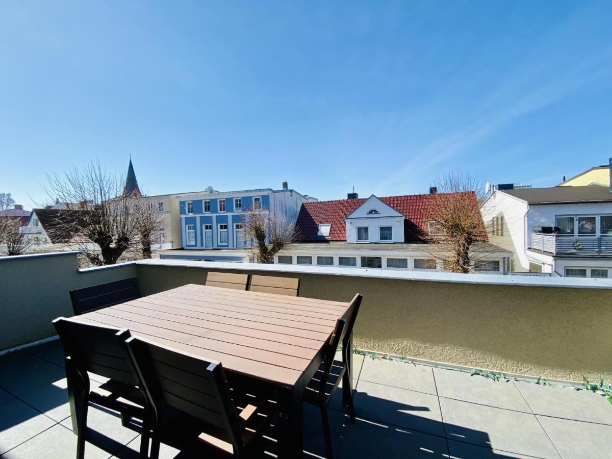 Kronprins Frederik Rostock Exterior foto